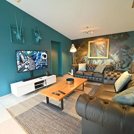 Modern With Indoor Swimming Pool, In The Middle Of The Noiseaux Nature Holiday home Noiseux